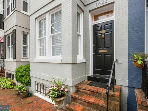1622 34th St NW, Washington, DC 20007
