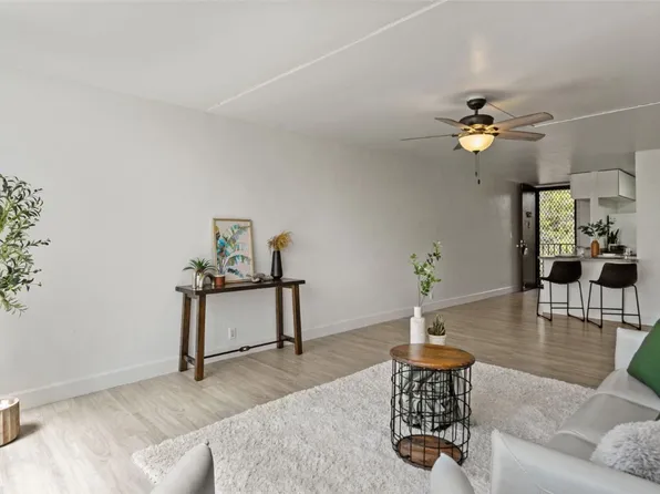 95-273 Waikalani Dr APT D904, Mililani, HI 96789