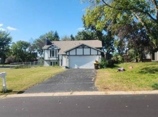 13798 Yosemite Ave S, Savage, MN 55378