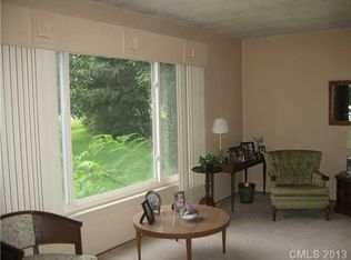 6906 Lakeside Dr, Charlotte, NC 28215