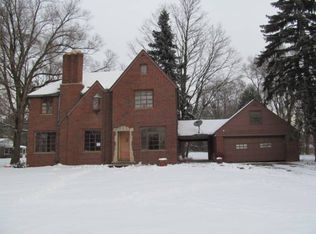 22830 W Ten Mile Rd, Southfield, MI 48033