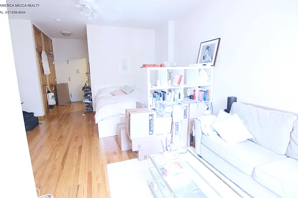 Rented by America Mecca Realty LLC | media 27
