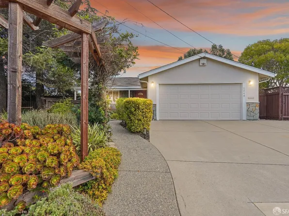1249 McDonald Dr, Pinole, CA 94564