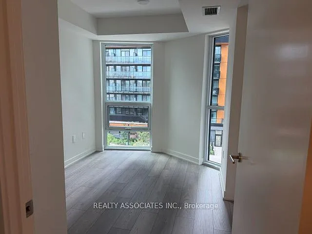 110 Broadway Ave S #321 — Photo 5