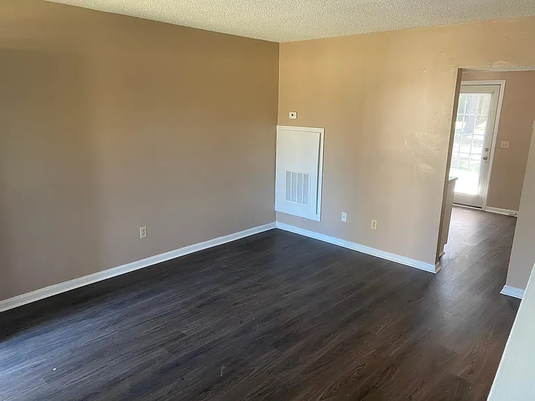 6401 Clifton St #C — Photo 14