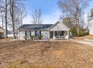 110 Old Timber Rd, Woodruff, SC 29388