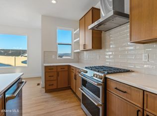 6637 Portrush Dr, Rathdrum, ID 83858