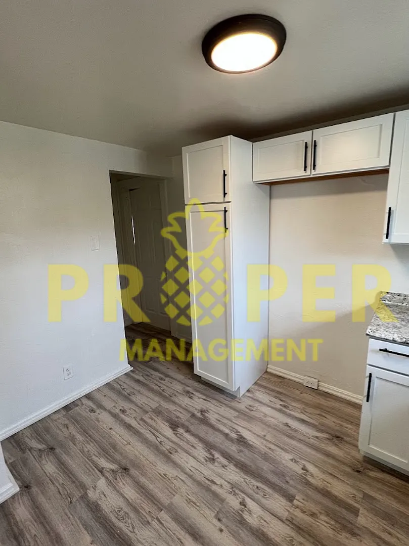 3 bedrooms 1 bathroom house — Photo 3
