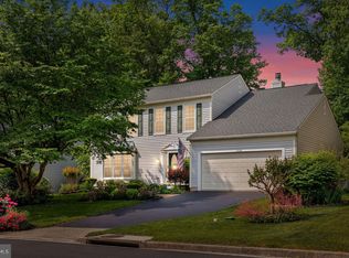 13176 Oak Farm Dr, Woodbridge, VA 22192