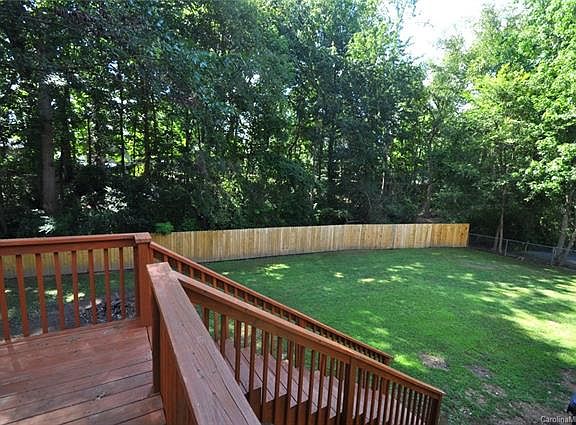 5th image of 8200 Ivy Hollow Dr