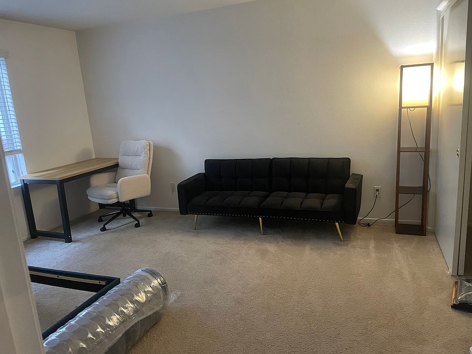 2nd image of 7467 Cobble Creek Dr