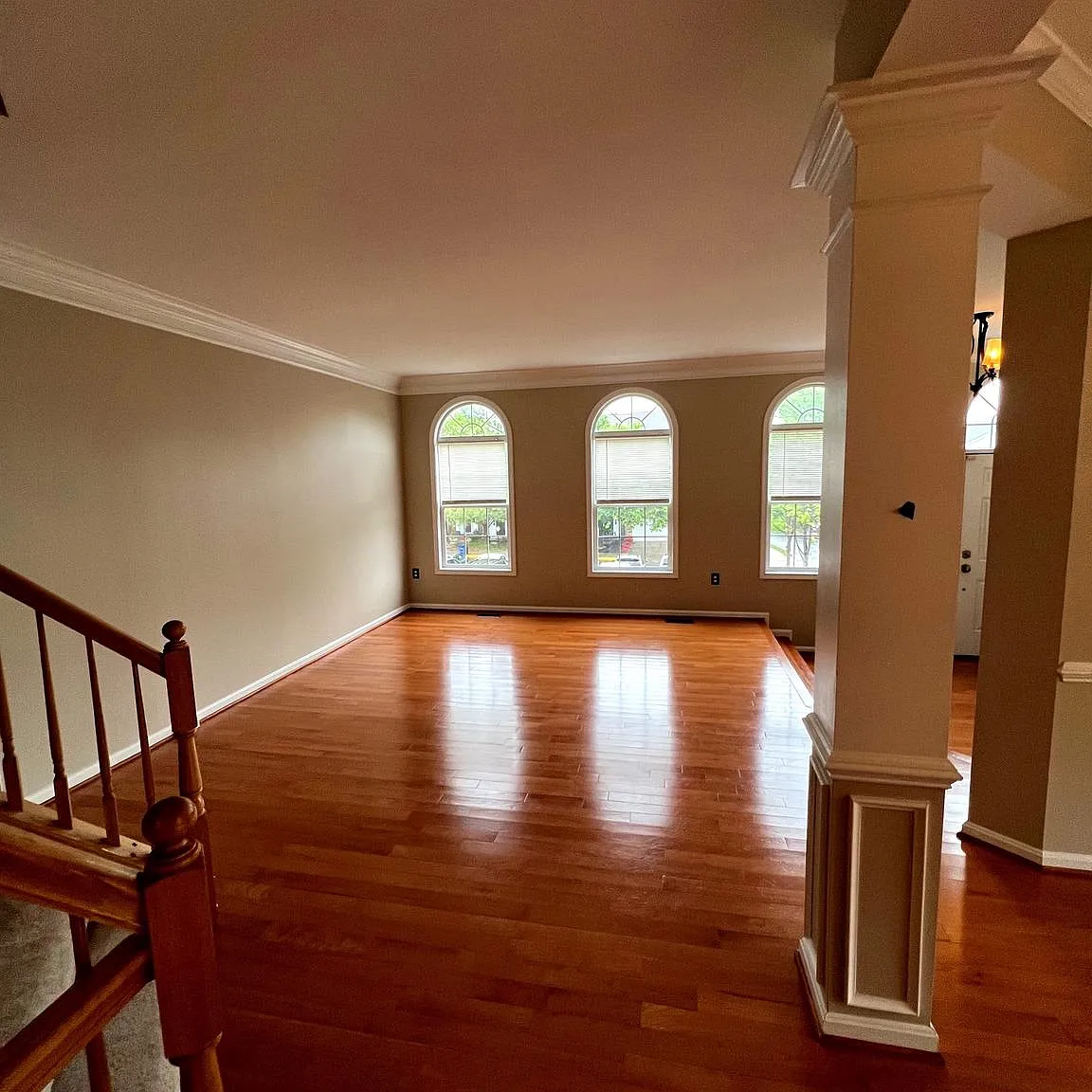 4 bed, 3.5 bath, 2932 sqft, $3,300 — Photo 4