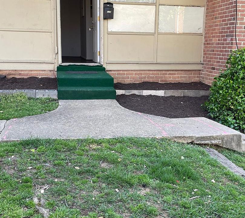 1st image of 7400 18th Ave #8