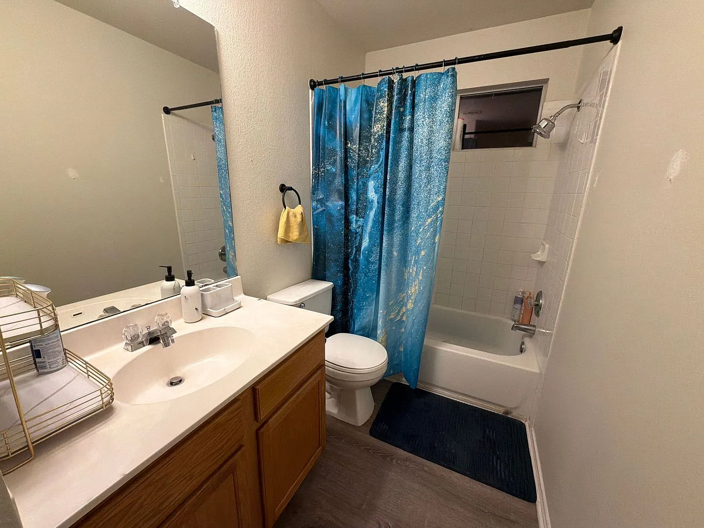 Room in 3 Bedroom Home in Leander — Photo 2