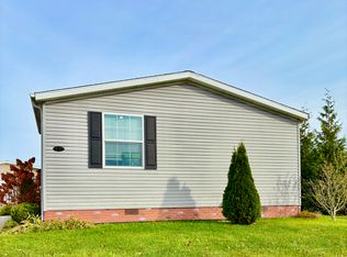 12250 Woodland Ridge Cir #146, South Lyon, MI 48178