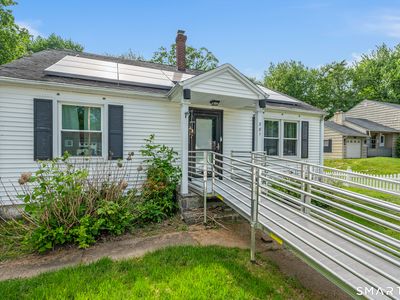 381 Chestnut Hill Avenue, Waterbury, CT, 06704