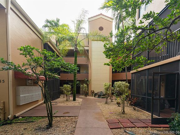 2nd image of 15535 N Miami Lakeway N #306
