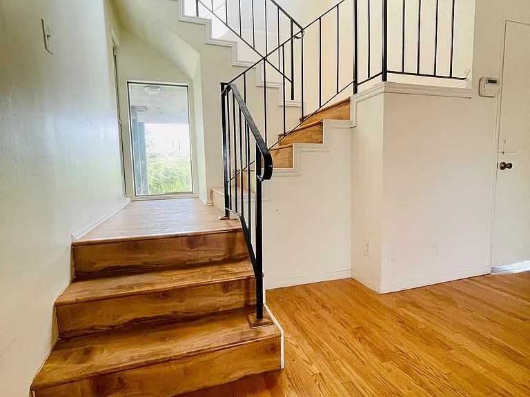 9403 Carron Dr — Photo 14