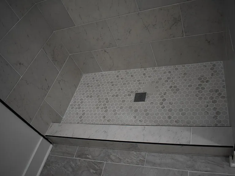 2406 N Talbott St — Photo 23
