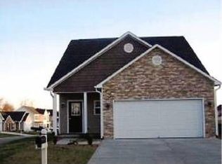 19 Chowan Dr, Fletcher, NC 28732