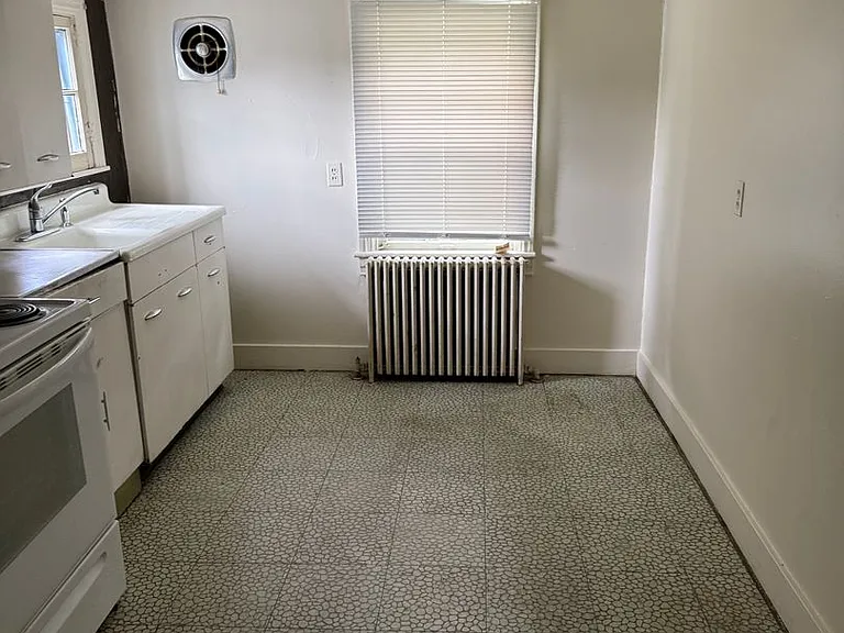 20-22 S Prince St #24 — Photo 8