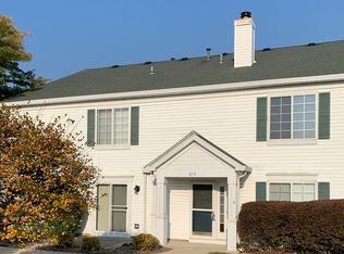 679 Fieldcrest Dr UNIT A, South Elgin, IL 60177