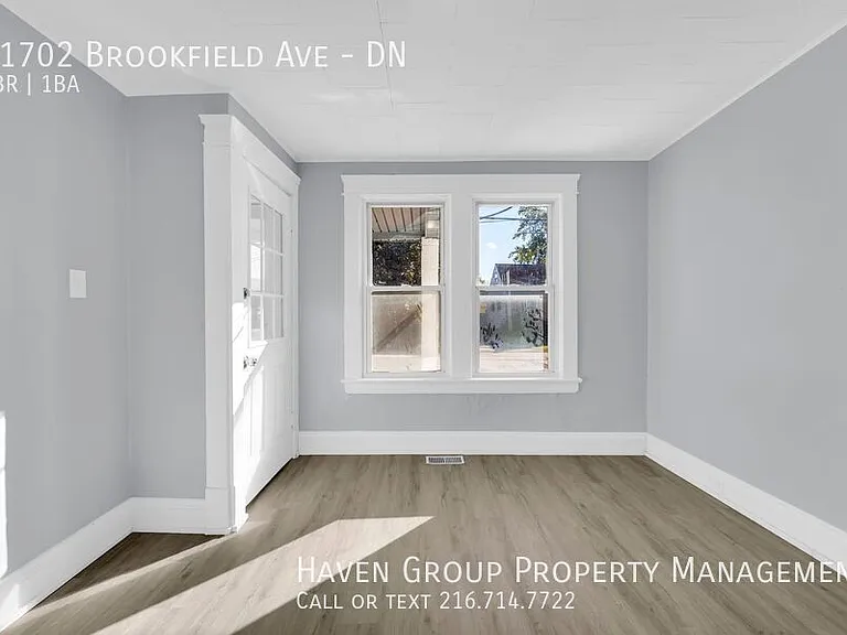 11702 Brookfield Ave #DN — Photo 6