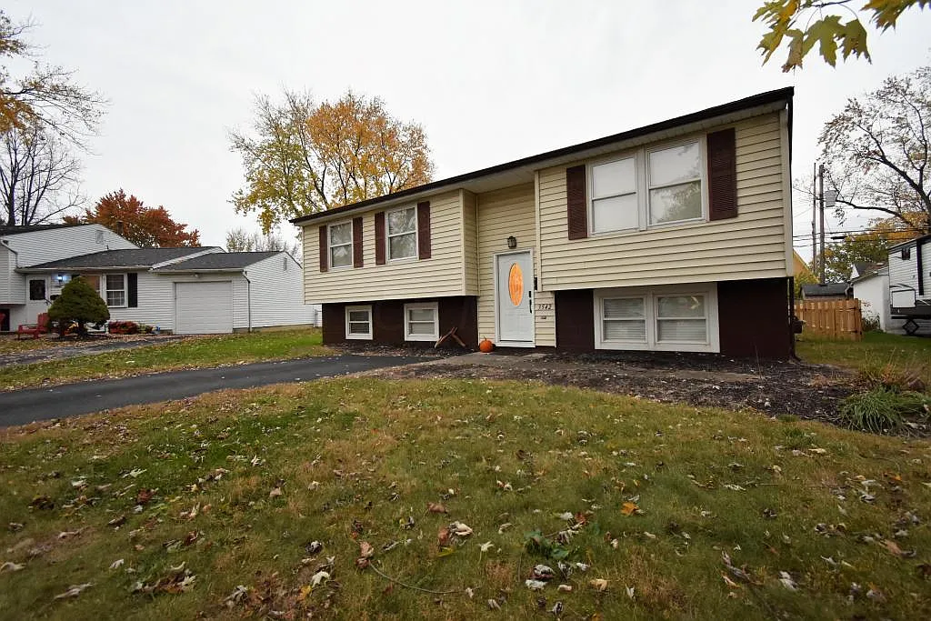 3542 Annsbury Rd photo 1