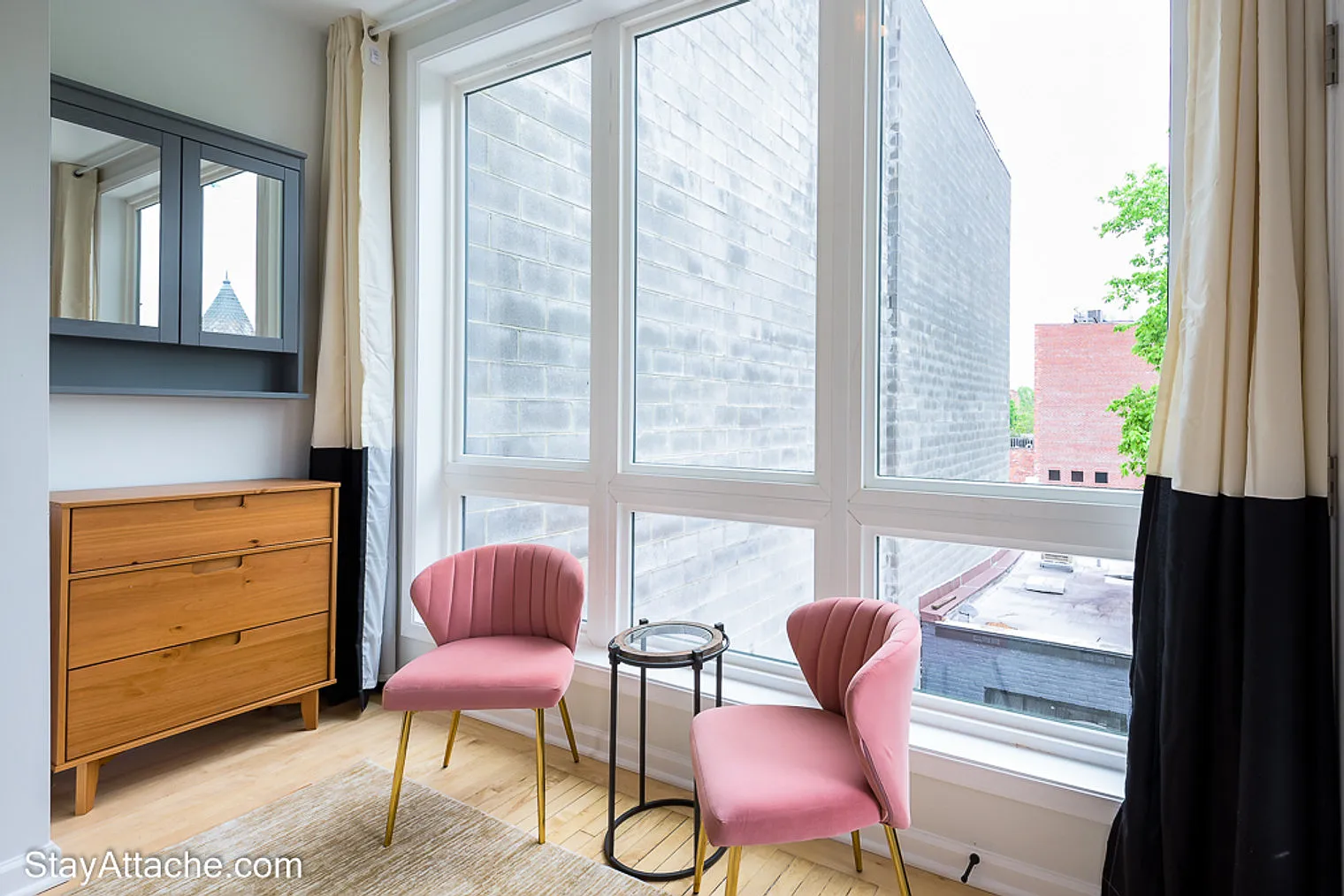 2 bed, 1.0 bath, 12916 sqft, $6,901 — Photo 4