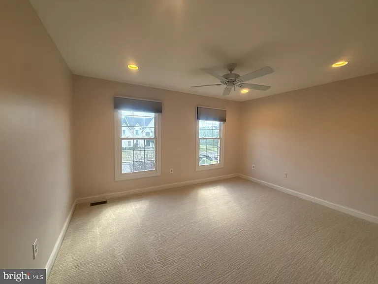 714 Marcus Cir — Photo 39