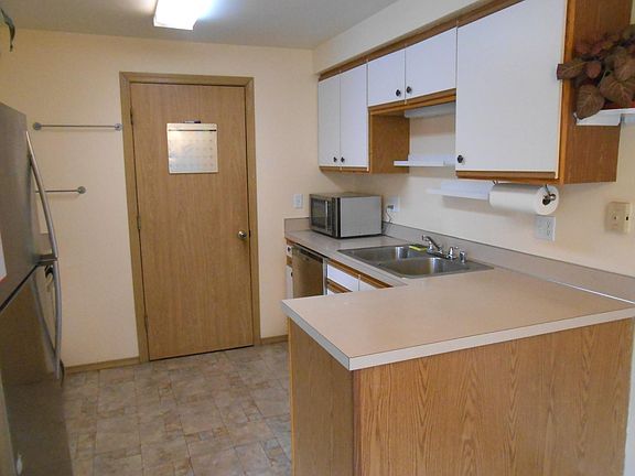 5th image of 4408 To 4410 Quail Dr SE #4410