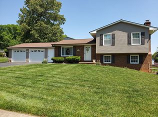 1998 Stillwater Rd, Eldersburg, MD 21784