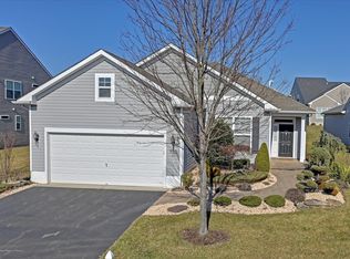 120 Wintergreen Dr, Manalapan, NJ 07726