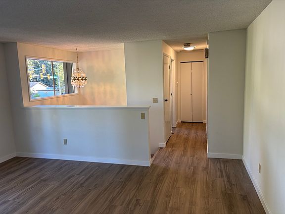 3rd image of 15509 Meridian Ave N