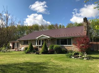 101 Lizardville Rd, Mill Hall, PA 17751