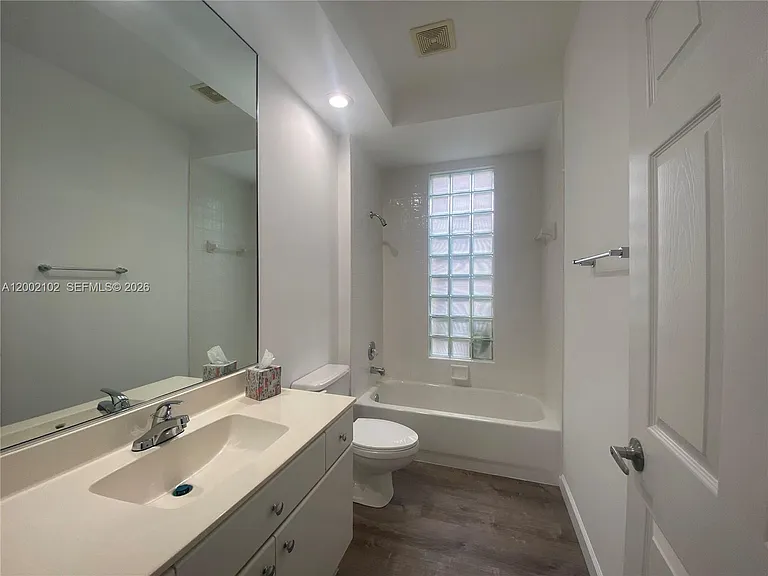2486 Bay Isle Dr — Photo 26