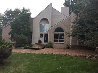 4994 Starak Lane, Ann Arbor, MI 48105