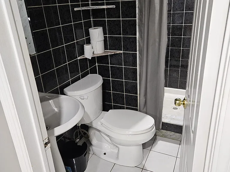 14 Tina Ct #2 — Photo 6