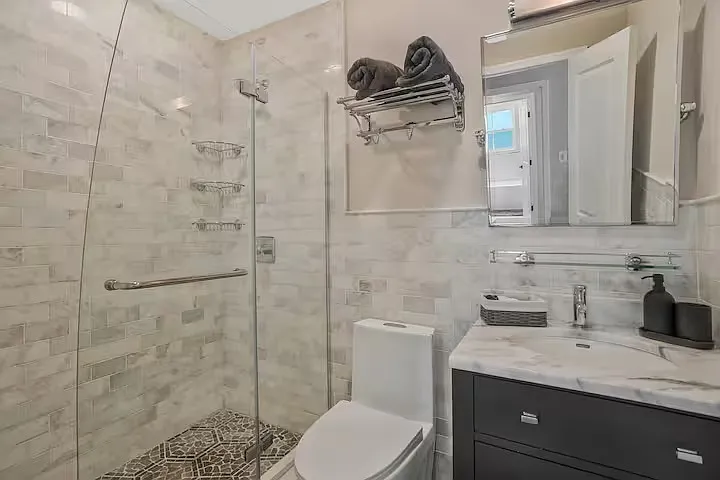 3 bed, 3.5 bath, 1231 sqft, $1,650 — Photo 2