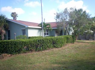 1643 Atlanta Plaza Dr, Sanibel, FL 33957