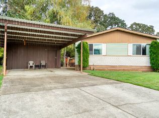 1411 NW 9th Ct, McMinnville, OR 97128
