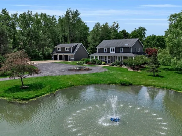 3350 Angle Rd, Orchard Park, NY 14127