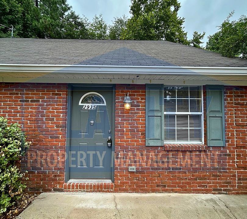 1st image of 2935 Adkisson Dr NW