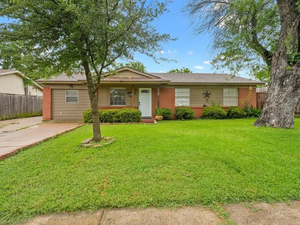 15138 Marsha Dr, Balch Springs, TX 75180
