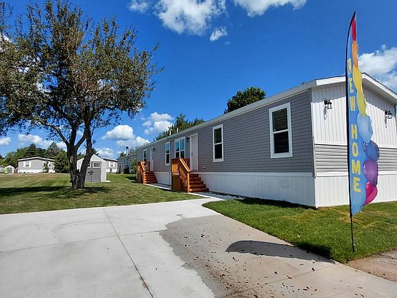 2nd image of 4335 Wildwood Loop #283