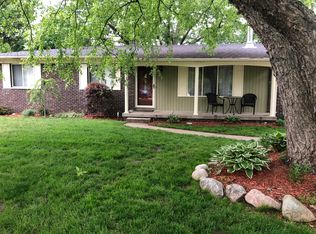 8565 Gallant Fox Trl, Flushing, MI 48433