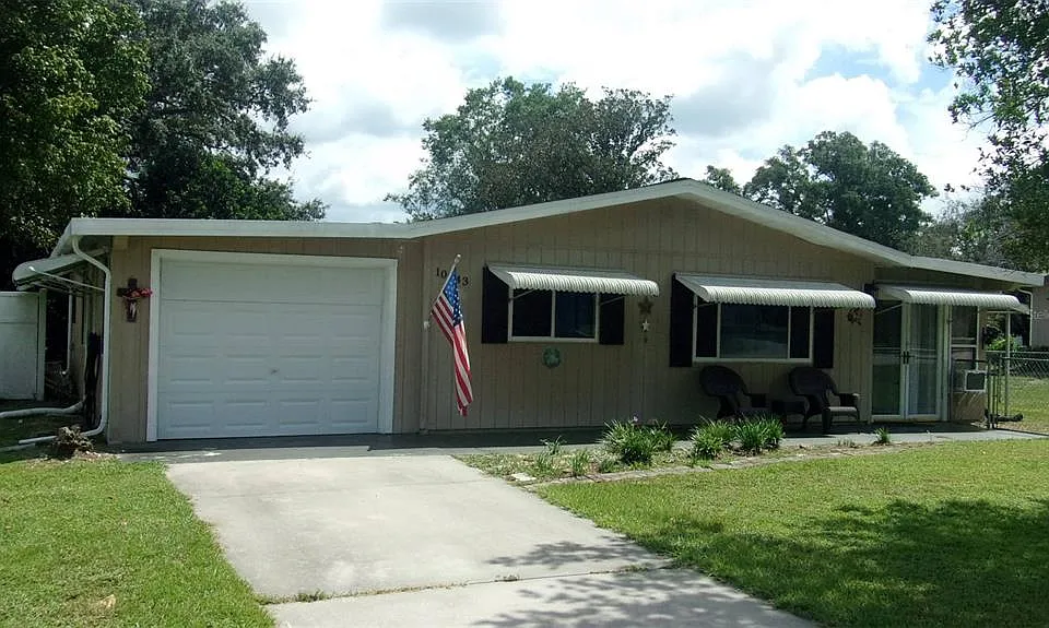 10043 SW 89th Ct