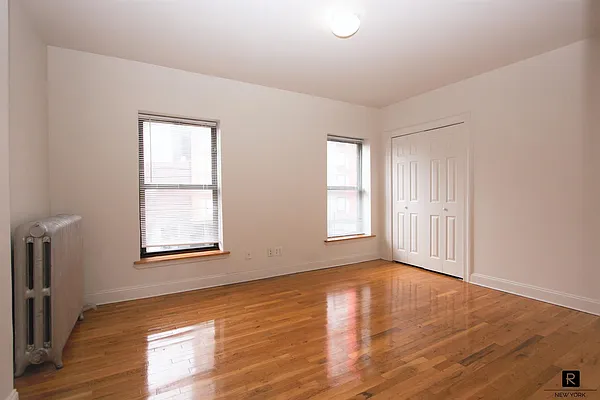 Rented by R New York | media 18