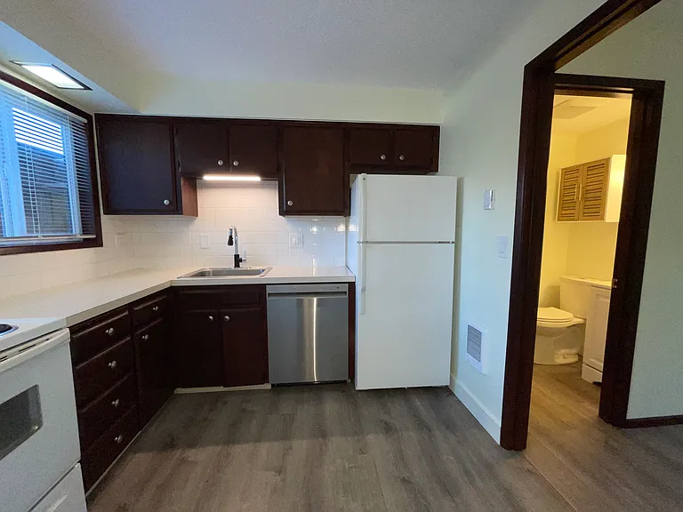 9738 SE 42nd Ave #2 — Photo 8
