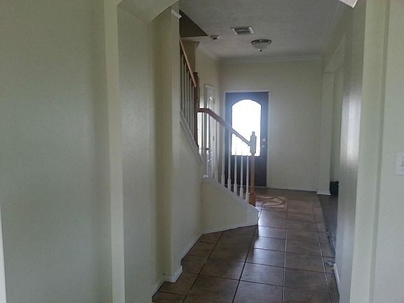 2nd image of 18803 Knobby Oaks Pl